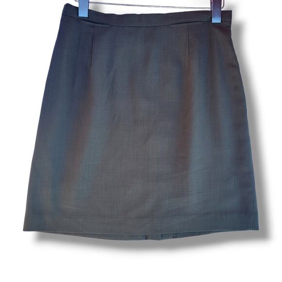 Banana Republic Dresses & Skirts - Banana Republic Wool Pencil Skirt Women’s Military Back Slit Workwear size 12